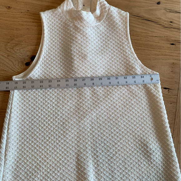 Eri and Ali Overture Textured Ivory Women’s Button Back Sleeveless Top M Prelov - Picture 7 of 8